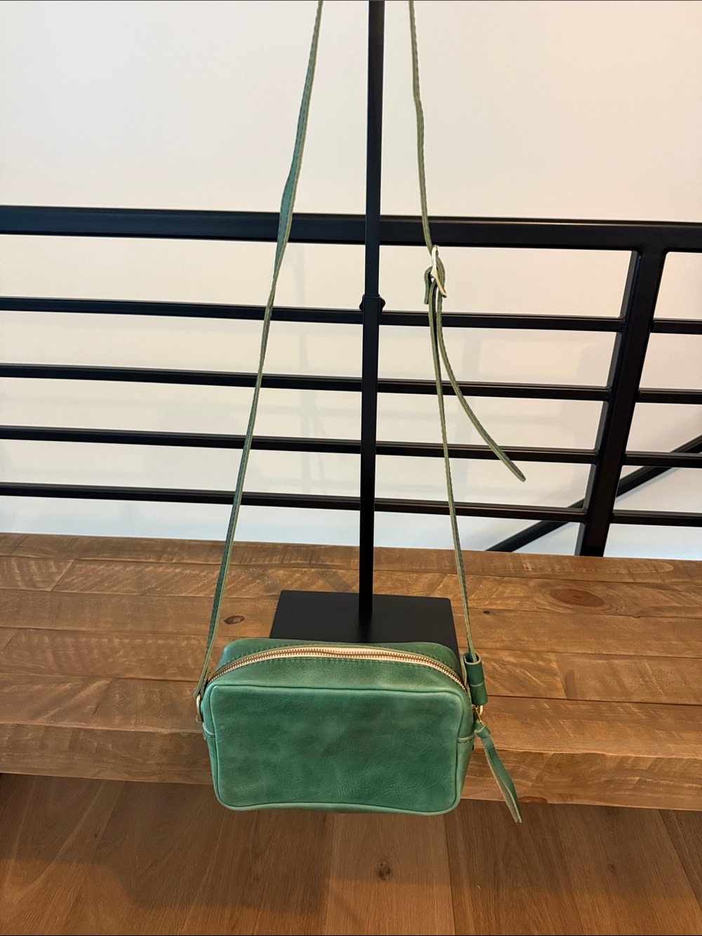 Portland Leather Crossbody Bag - Green